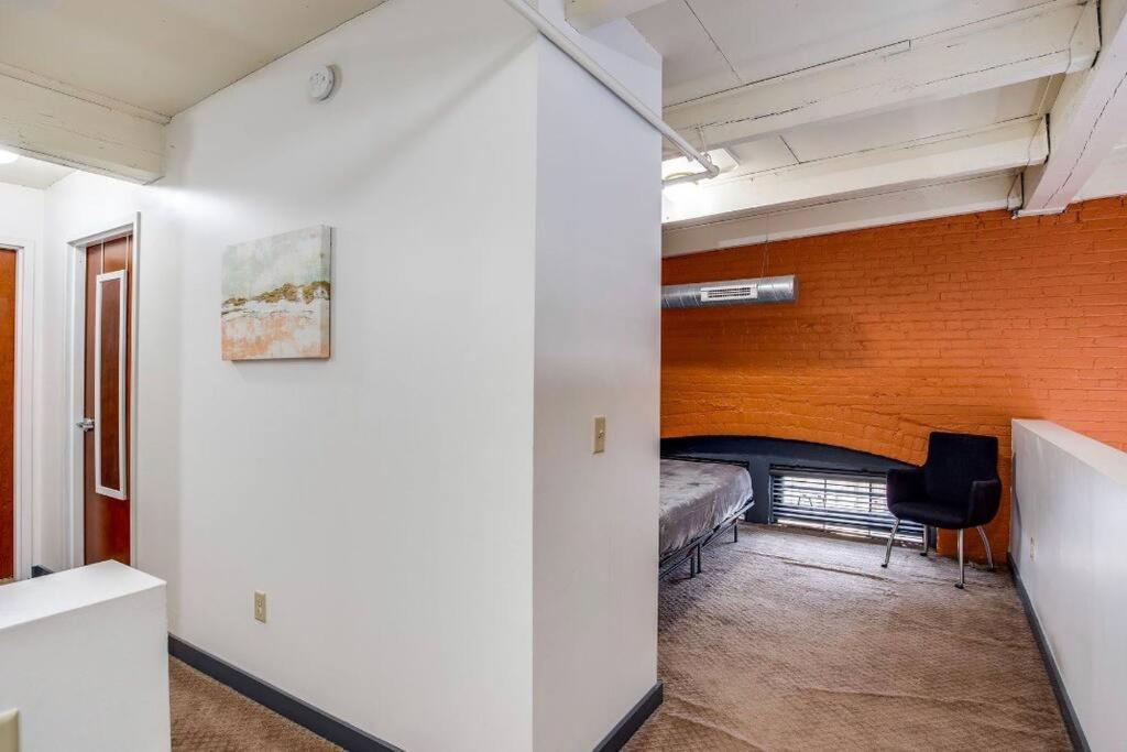 דירות רוצ'סטר Centric Modern Loft W/ King Beds מראה חיצוני תמונה