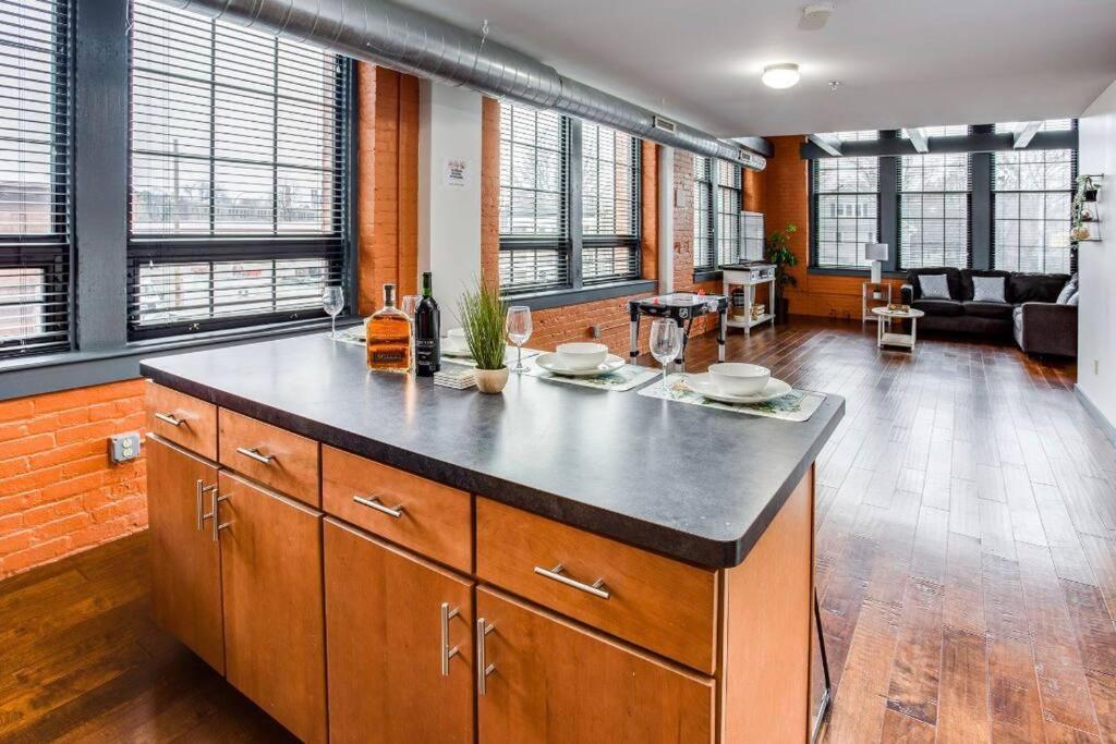דירות רוצ'סטר Centric Modern Loft W/ King Beds מראה חיצוני תמונה